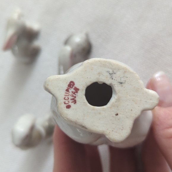 Porcelain Vintage Rabbit Figurine Set - White and Gray - Picture 3 of 5